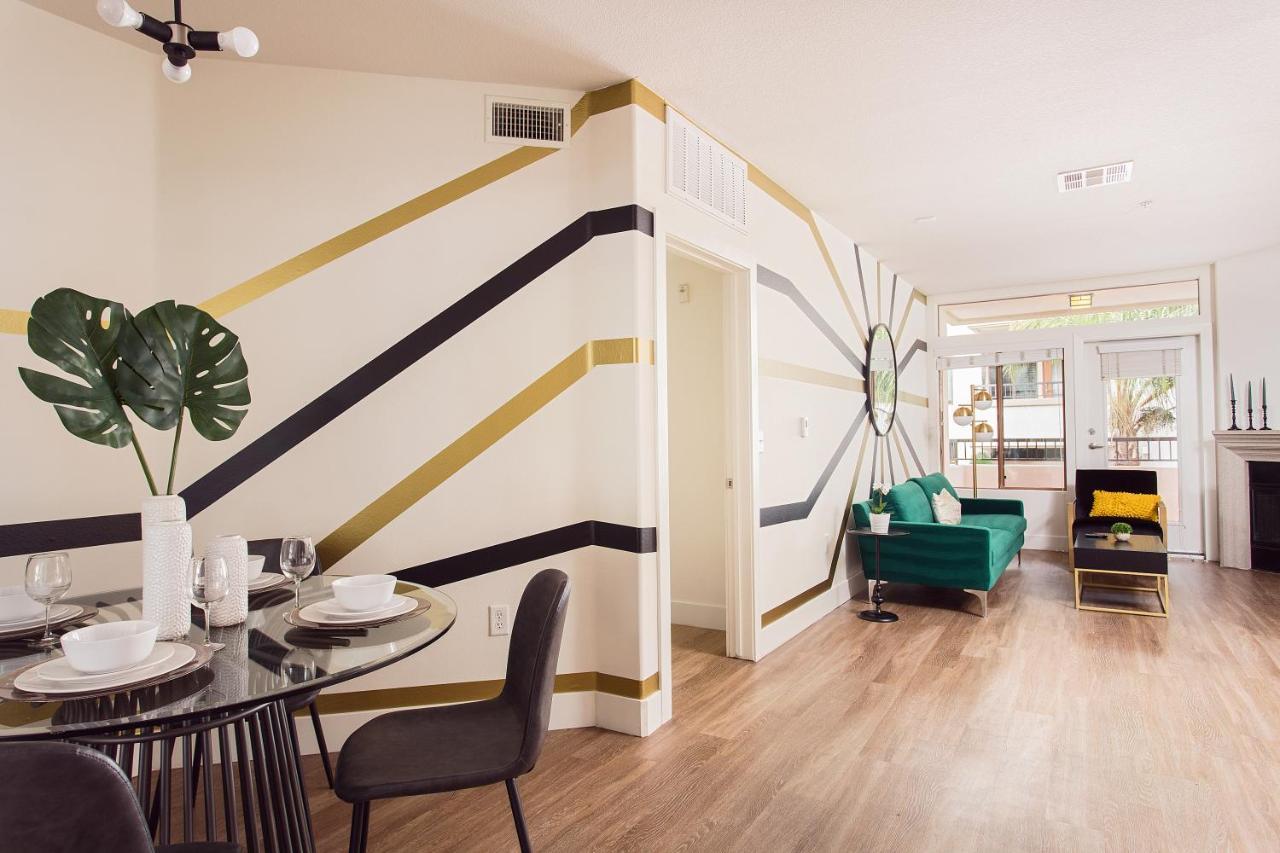 Westwood Luxury Suitesロサンゼルス エクステリア 写真