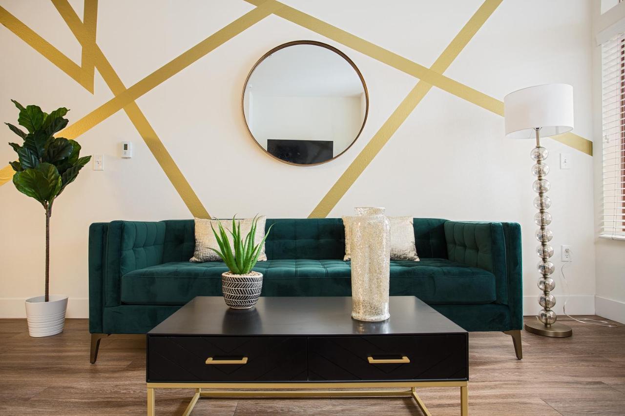 Westwood Luxury Suitesロサンゼルス エクステリア 写真